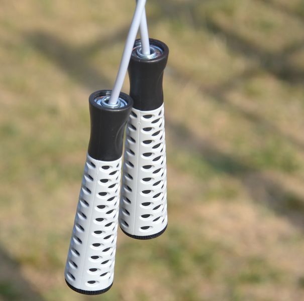 Скакалка PowerPlay 4206 Cіро-чорна PP_4206_Grey/Black фото