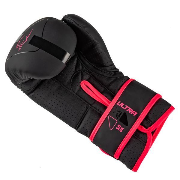 Боксерські рукавиці PowerPlay 3024 Ultra Mat Чорно-Рожеві 12 унцій PP_3024_12oz_Bl/Pink фото